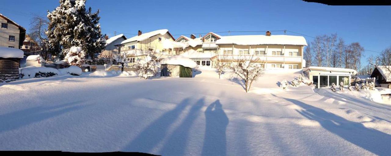 Naturhotel Am Sonnenhang オイ・ミッテルベルグ エクステリア 写真